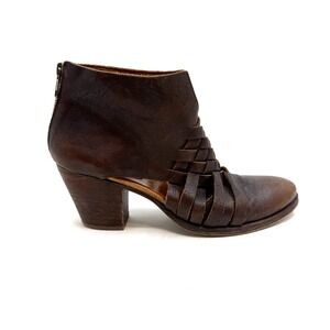 Veracruz Artisans| Brown Woven Leather Heeled Booties Size 38